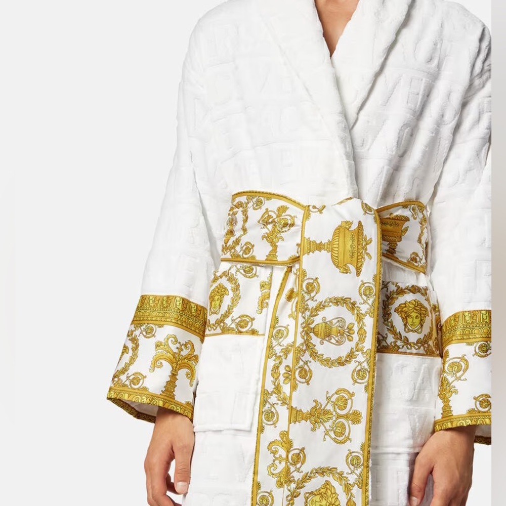 Authentic Versace robe - Picture 7 of 7
